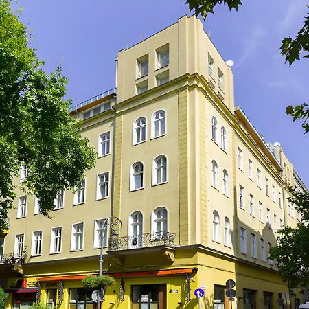 Damati Kft Liszt Ferenc Ter Inner City Flat Budapest Eksteriør billede